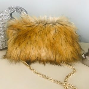 Fur handbags/Accessories